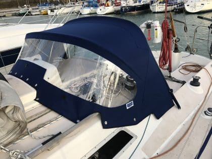 Sigma 33 Sprayhood