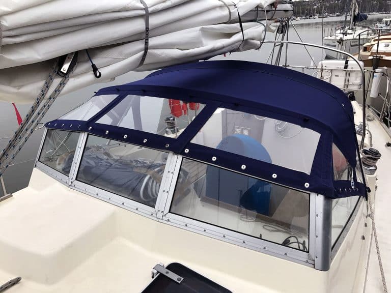 Rival 41 Sprayhood to fit Windscreen