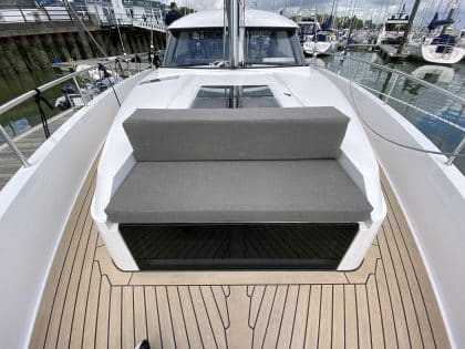 Moody 41DS Bow Seat and Backrest