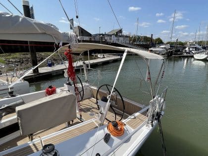 Dehler 38SQ Helm Bimini