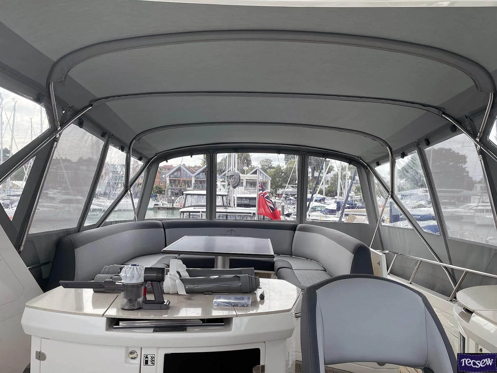 Bimini Enclosure Conversion Sealine T60 (15)