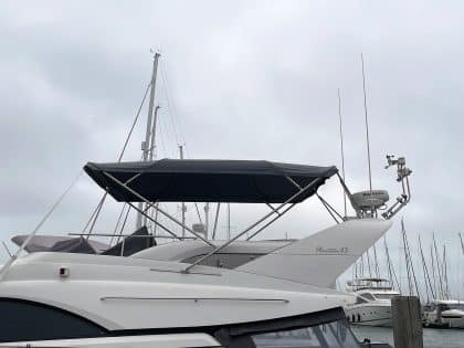 Flybridge Bimini – Fairline Phantom 43 (6)
