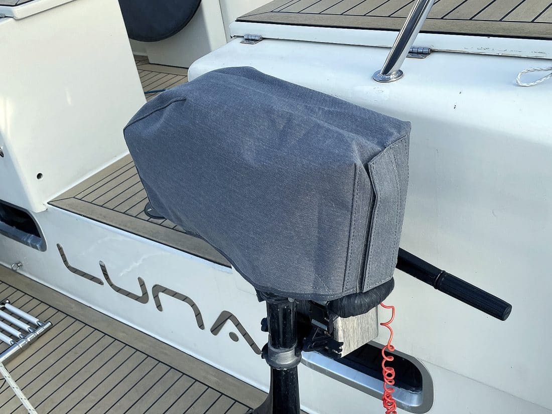 Outboard Engine Top Box Cover (3)