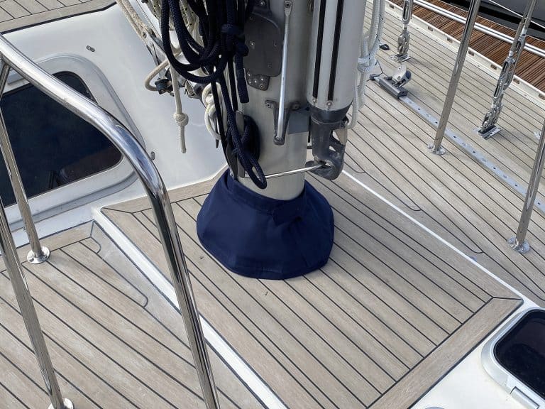 Oyster 435 mast boot gaitor with marine-grade fabric and adjustable straps for secure fit and water protection.